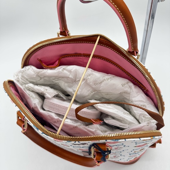 Disney Parks Aristocats Ann Shen Dooney & Bourke Satchel Bag Marie Berlioz (NWT) - Picture 7 of 13